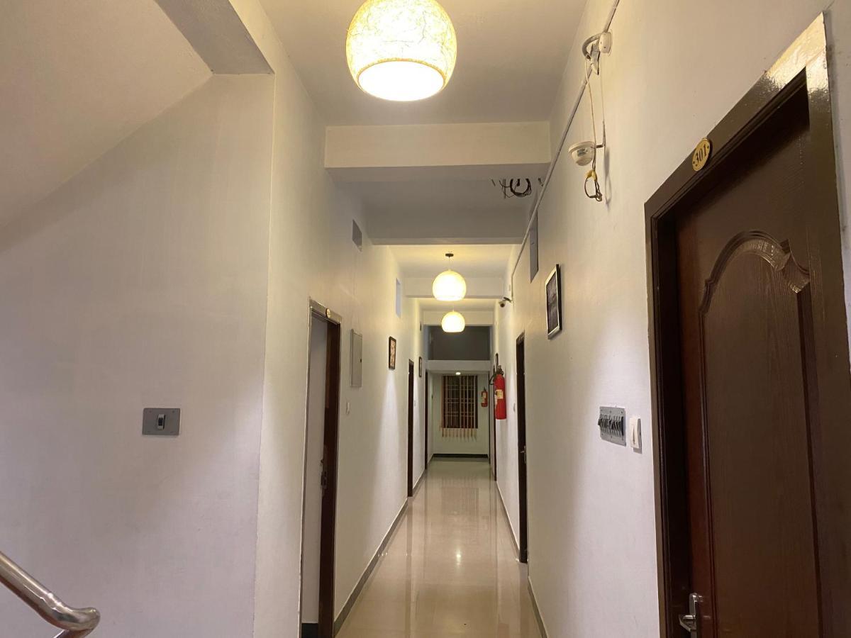 La Paradise Residency 蓬蒂切里 外观 照片