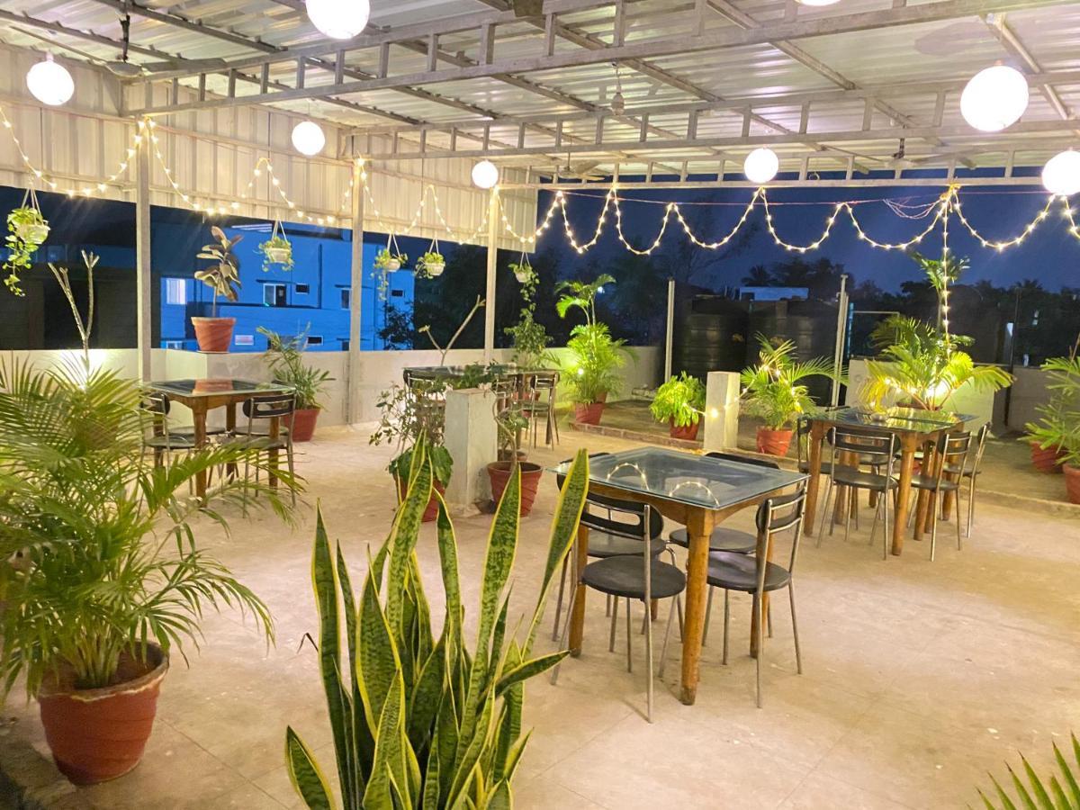 La Paradise Residency 蓬蒂切里 外观 照片