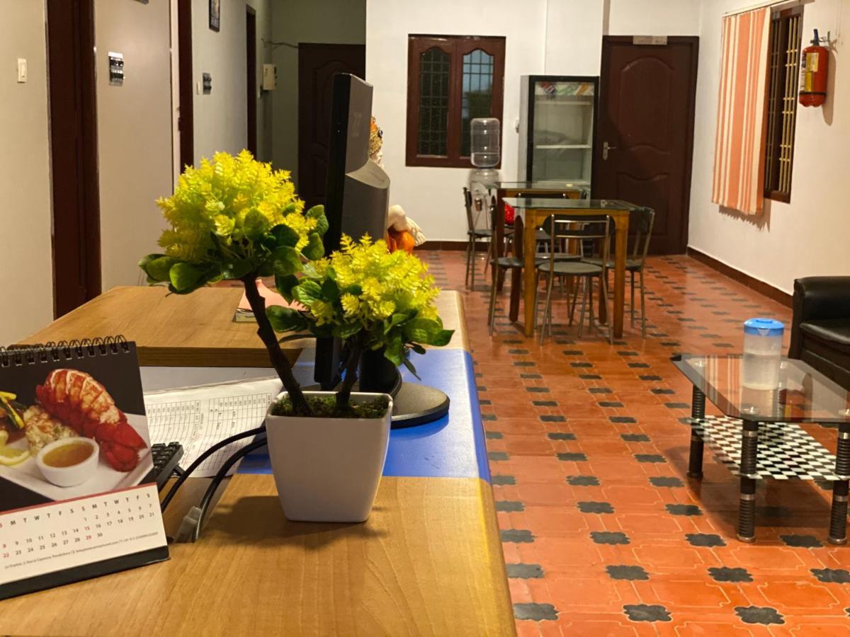 La Paradise Residency 蓬蒂切里 外观 照片